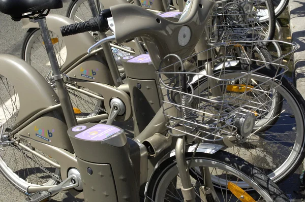 Velib in Paris, public bicycle rental — Stock Photo, Image