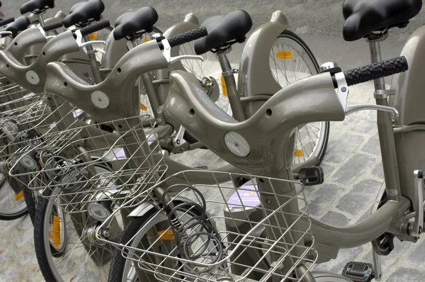 Velib en París, alquiler de bicicletas públicas — Foto de Stock