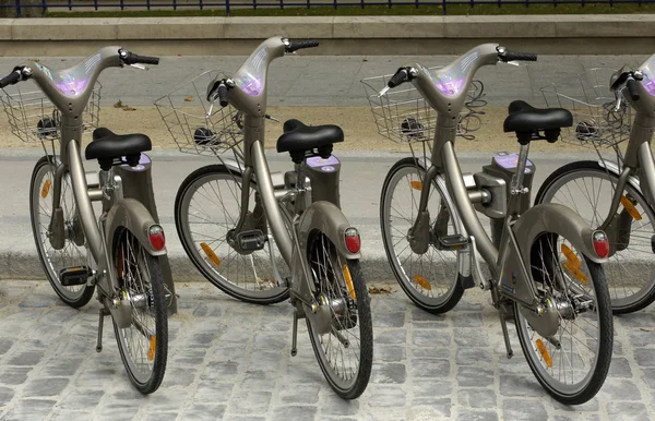 Velib en París, alquiler de bicicletas públicas — Foto de Stock