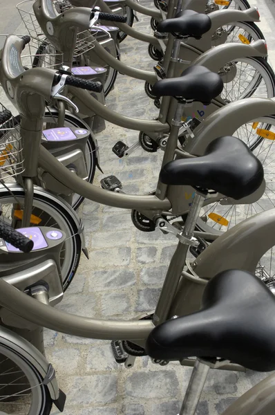 Velib в Париже, аренда велосипедов — стоковое фото