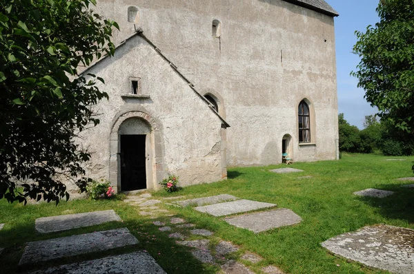 Suecia, la pequeña iglesia vieja de Kalla — Foto de Stock