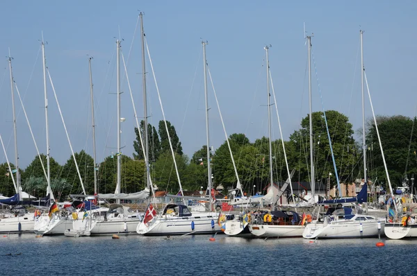 Suécia, a marina de Borgholm no verão — Fotografia de Stock