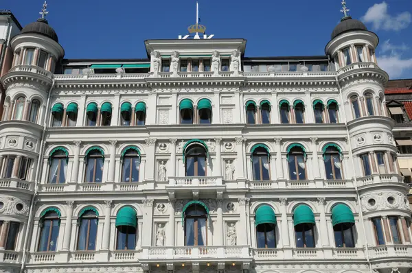 Suécia, antigo edifício de luxo no centro de Estocolmo — Fotografia de Stock