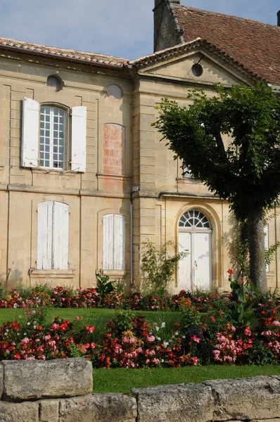 Stad van saint emilion in aquitaine — Stockfoto