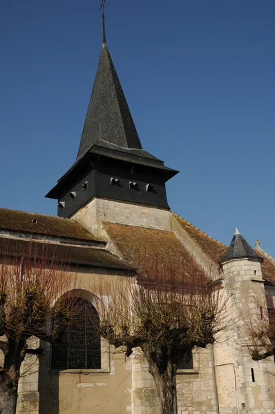 Igreja histórica de Gasny em l Eure — Fotografia de Stock