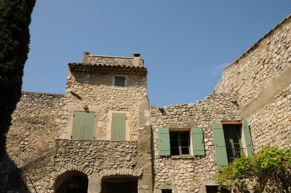 Small village of Eygalieres in Provence — Stock Photo, Image