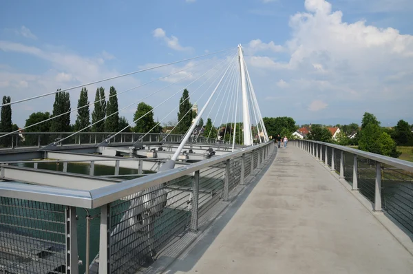 Footbridge of two banks between France and Germany — Stock Photo, Image