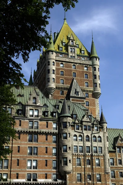 Le Chateau Frontenac, na cidade de Quebec — Fotografia de Stock