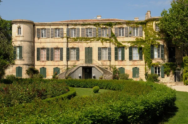 Château historique Estoublon à Fontvieille — Photo