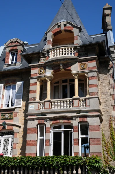 Normandie, una vecchia casa a Cabourg — Foto Stock