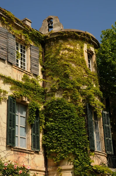 Château historique Estoublon à Fontvieille — Photo