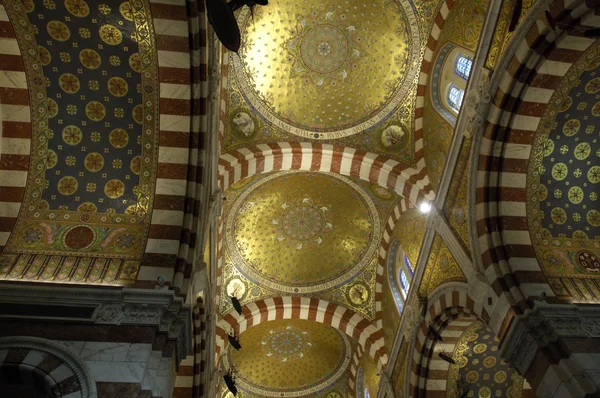 Interior de Notre-Dame de la Garde en Marsella — Foto de Stock