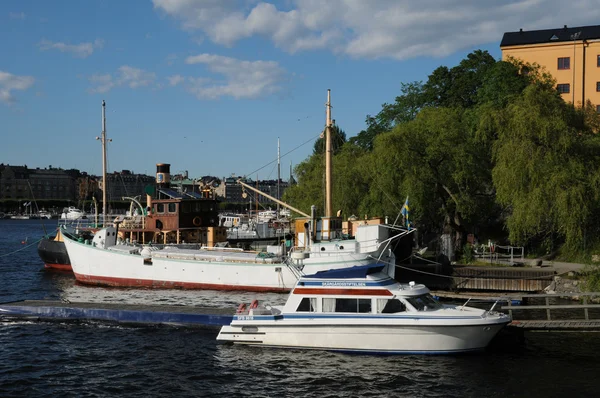 Båt på Östersjön i stockholm — Stockfoto