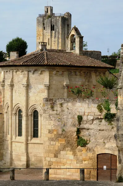 Město saint emilion v regionu Akvitánie — Stock fotografie