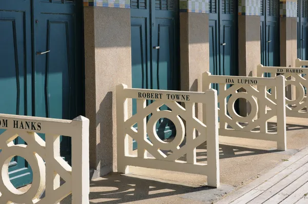 Cabanes de plage de Deauville en Normandie — Photo