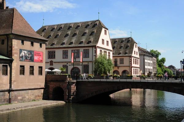 Эльзас, древняя Дуэйн в Страсбурге — стоковое фото