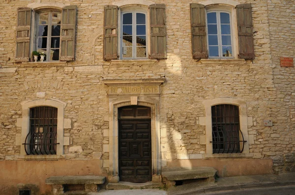 Dorp van goult in de provence — Stockfoto