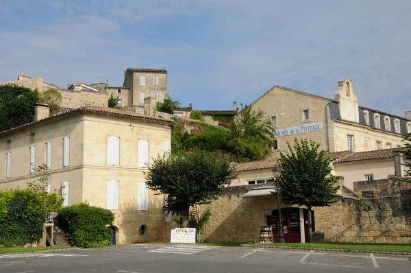 Staden saint emilion i aquitaine — Stockfoto