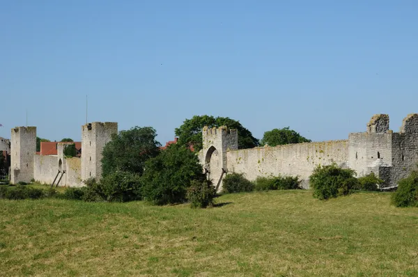 Sverige, den gamla och pittoreska staden visby — Stockfoto