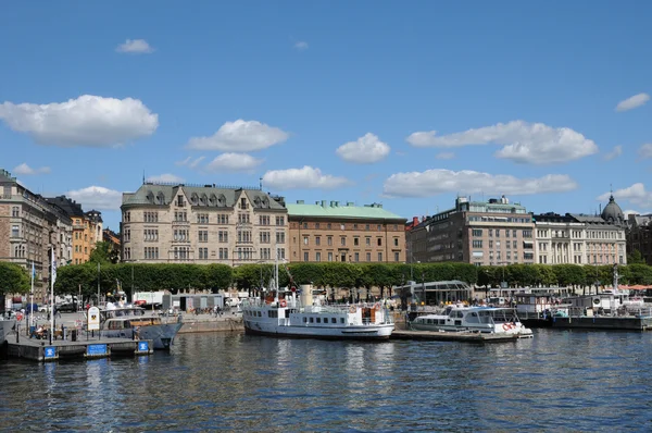 Boot aan de Baltische Zee in stockholm — Stockfoto