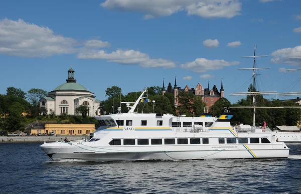 在斯德哥尔摩的波罗的海海面上船 — 图库照片