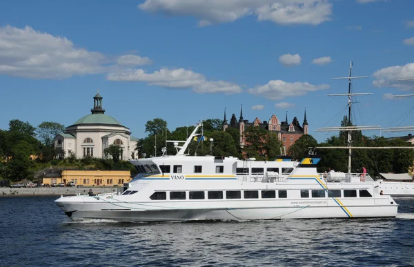 Boot aan de Baltische Zee in stockholm — Stockfoto