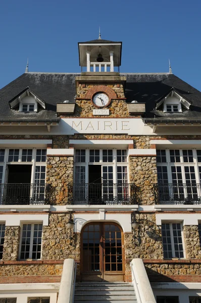 Frankrike, stadshuset av vernouillet i les yvelines — Stockfoto