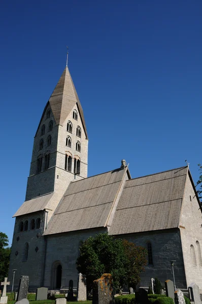 Antigua y pintoresca iglesia de Tingsrade — Foto de Stock