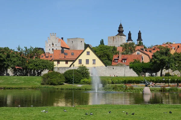 Sweden, the old and picturesque city of visby — Stock Photo, Image