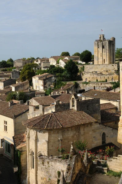 Cidade de Saint Emilion na Aquitânia — Fotografia de Stock