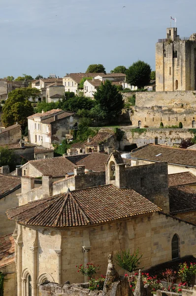 Město saint emilion v regionu Akvitánie — Stock fotografie