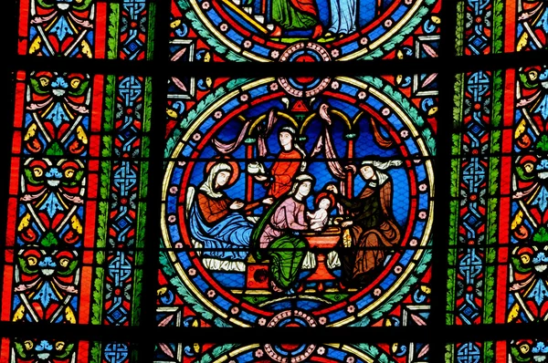 Yvelines, stained glass window in Poissy collegiate church — Stock Photo, Image