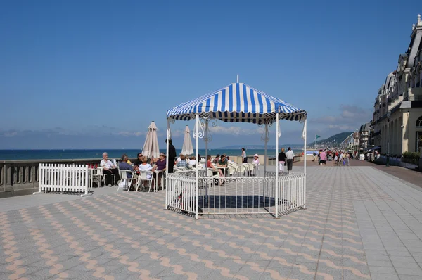 Normandie, el Paseo Marcel Proust en Cabourg —  Fotos de Stock