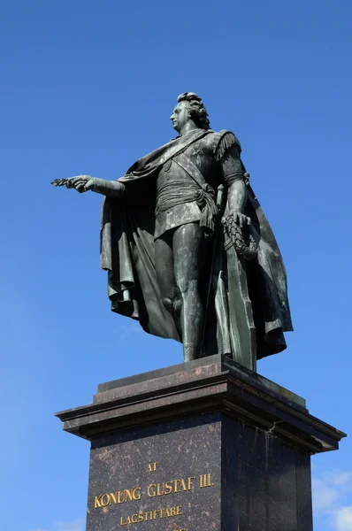 Bronzestatue des Königs gustaf 3 auf Stockholm — Stockfoto