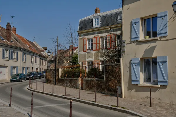 Frankrike, den gamla byn cergy i val d oise — Stockfoto