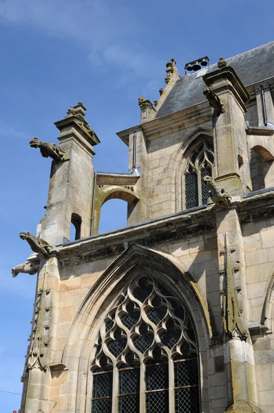 Francia, la chiesa di Houdan a les Yvelines — Foto Stock