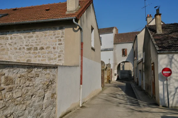 Франция, деревня Вернуйе в Ле-Ивелин — стоковое фото