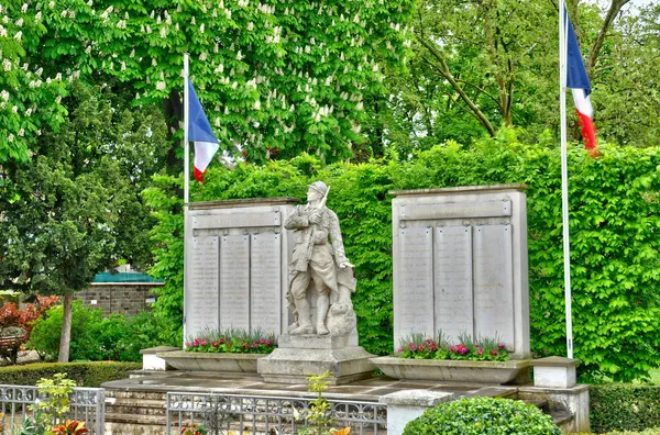 Frankrijk, het oorlogsmonument van les mureaux — Stockfoto