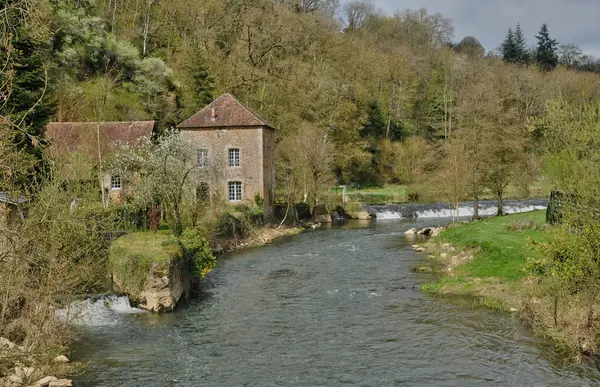 Village pittoresque de Saint Ceneri le Gerei en Normandie — Photo