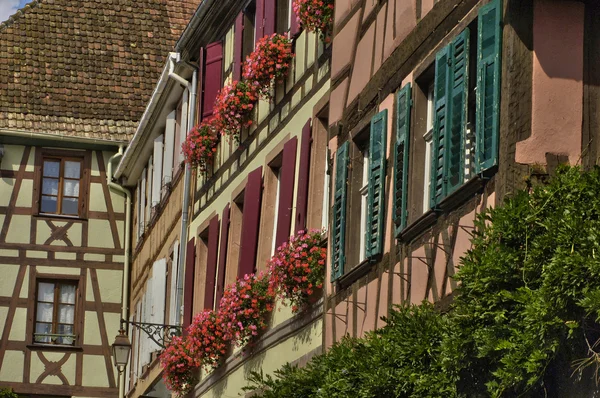 Pittoreska byn riquewihr i alsace — Stockfoto