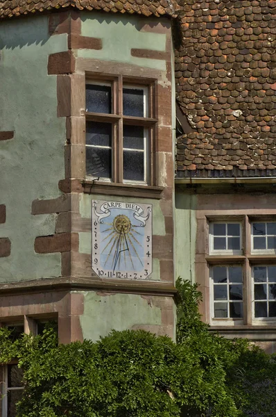 Malerisches Dorf riquewihr im Elsass — Stockfoto