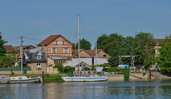 Frankrijk, de stad van triel sur seine — Stockfoto