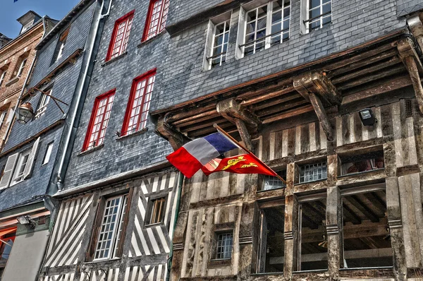 A Honfleur, Normandia a település régi ház — Stock Fotó