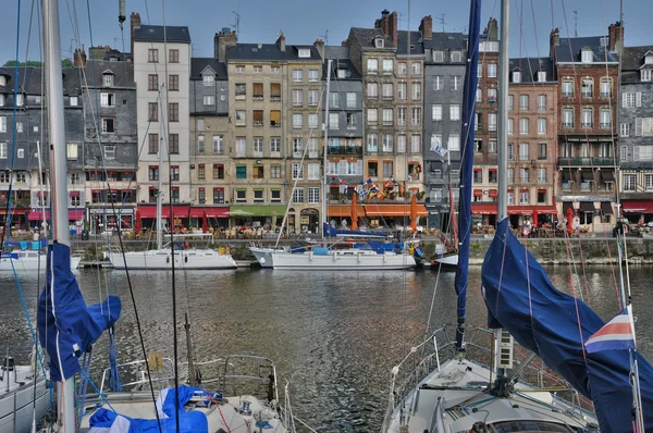 Porto de Honfleur na Normandia — Fotografia de Stock