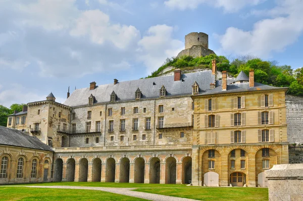 Frankrijk, kasteel van la roche-guyon — Stockfoto