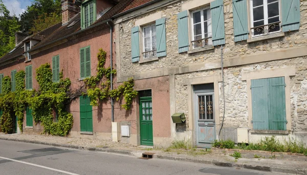 França, a aldeia de Vetheuil em Val d Oise — Fotografia de Stock