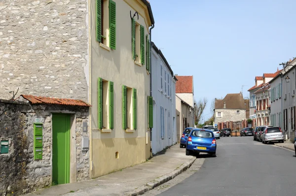 França, a aldeia de Follainville Dennemont em les Yvelines — Fotografia de Stock