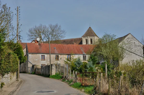 Fransa, les yvelines içinde fontenay saint pere Köyü — Stok fotoğraf