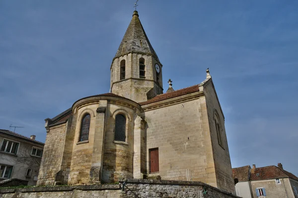 Saint-Denis церкви Брюей en Vexin — стокове фото