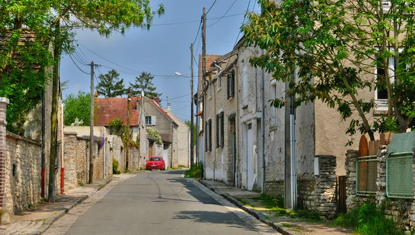 Francia, el pueblo de Fontenay Saint Pere — Foto de Stock